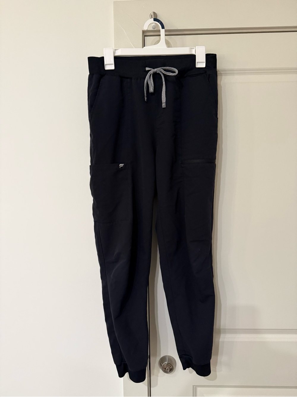 Fabletics Black Scrub Jogger Pants w matching black top
